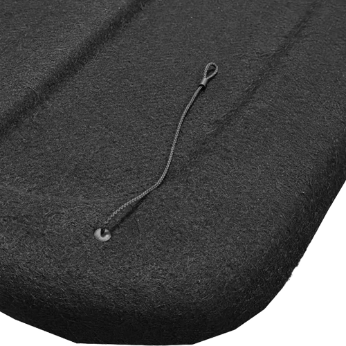 TAMPAO DE FIBRA DE VIDRO PARA COM CARPETE PRETO Acompanha 2 cordas de fixação;